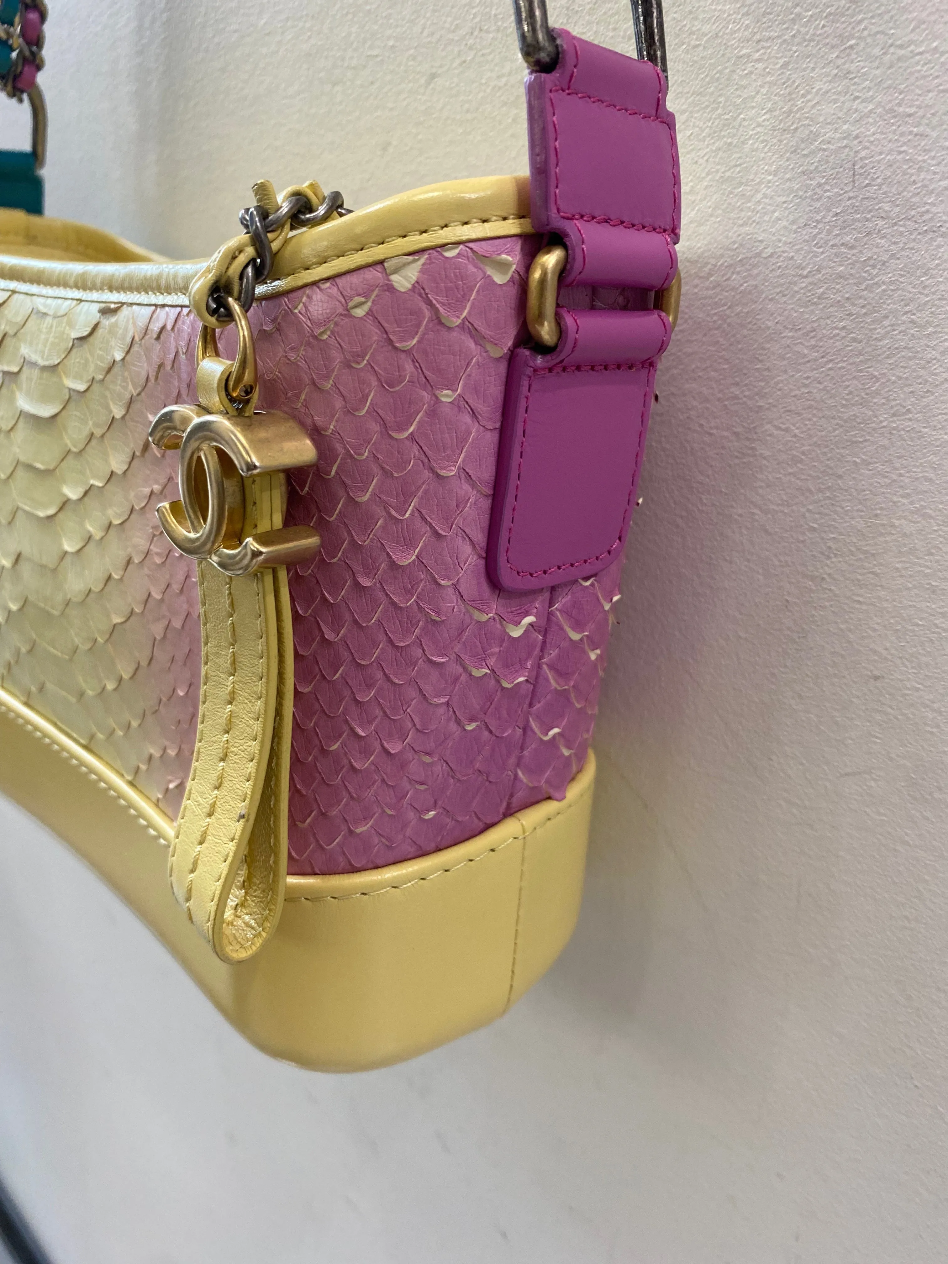 CHANEL CC PYTHON GABRIELLE HOBO BAG IN YELLOW MULTICOLOR