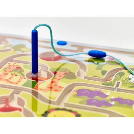 Classic World Zoo Magnet Maze