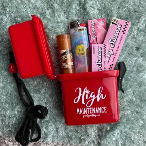 High Maintenance Portable Smoke Set