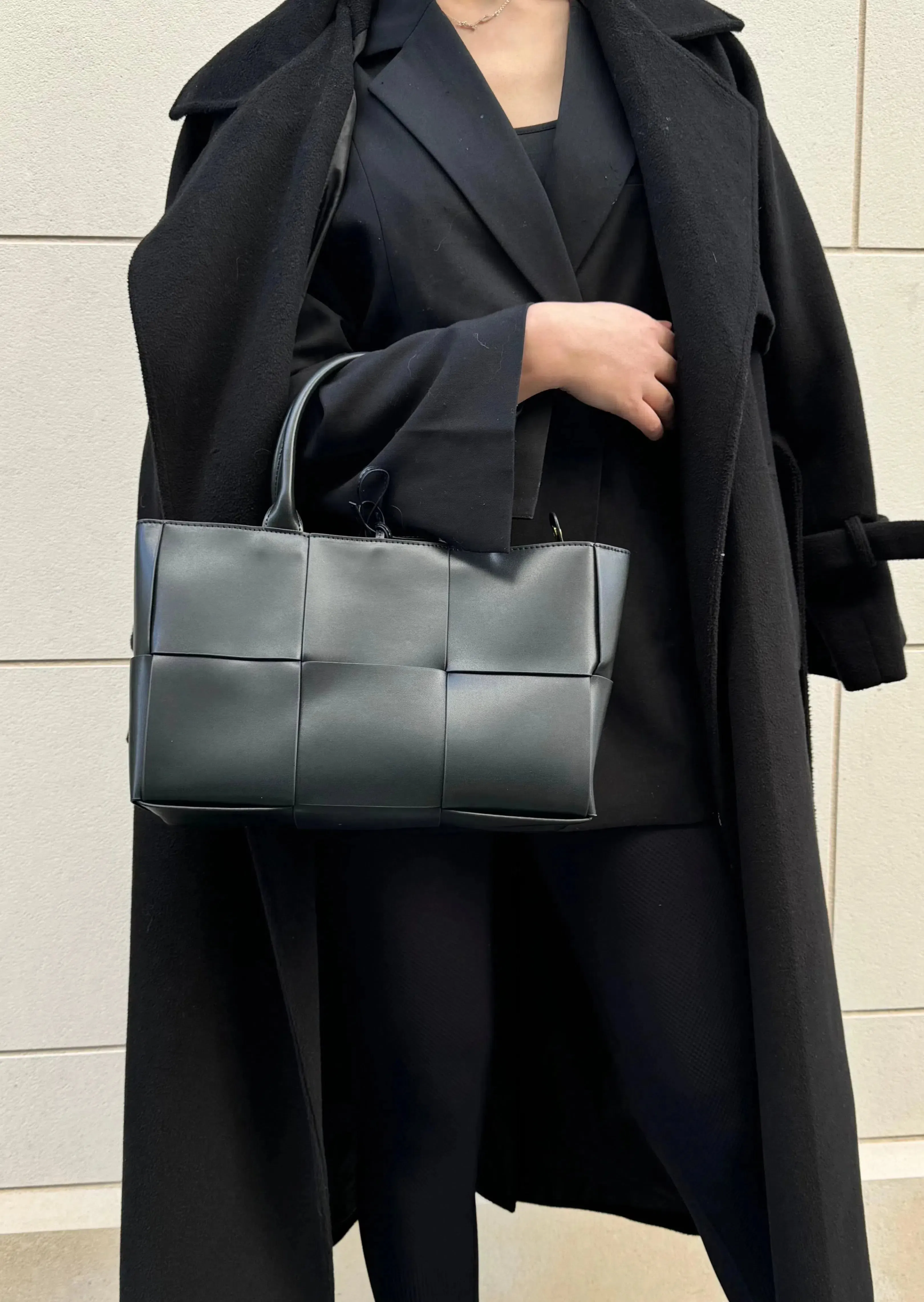 Jasmine – Chic design – Woven handbag