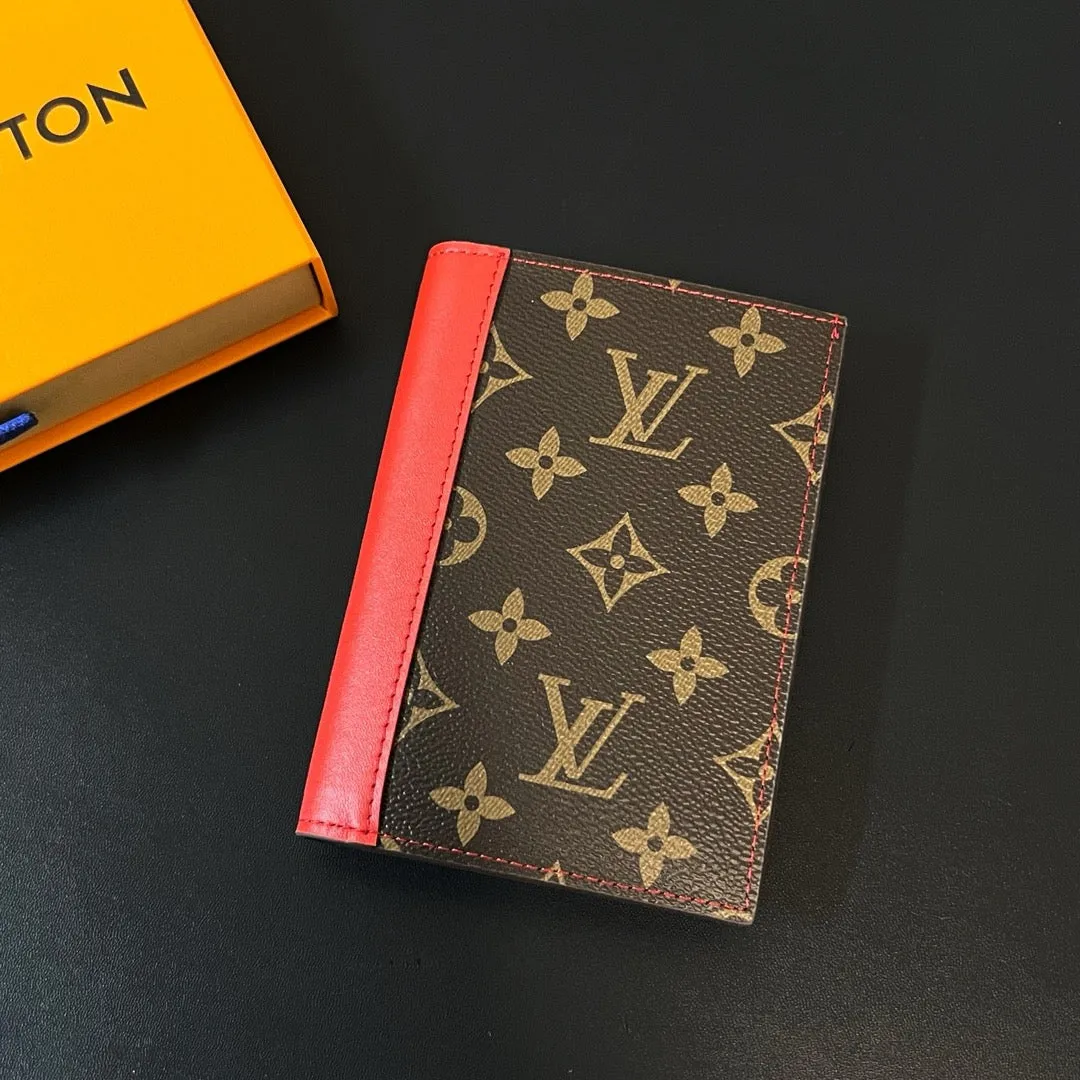 LB969 Passport Cover / 3.9 x 5.5 x 1 inches