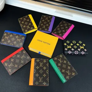 LB969 Passport Cover / 3.9 x 5.5 x 1 inches