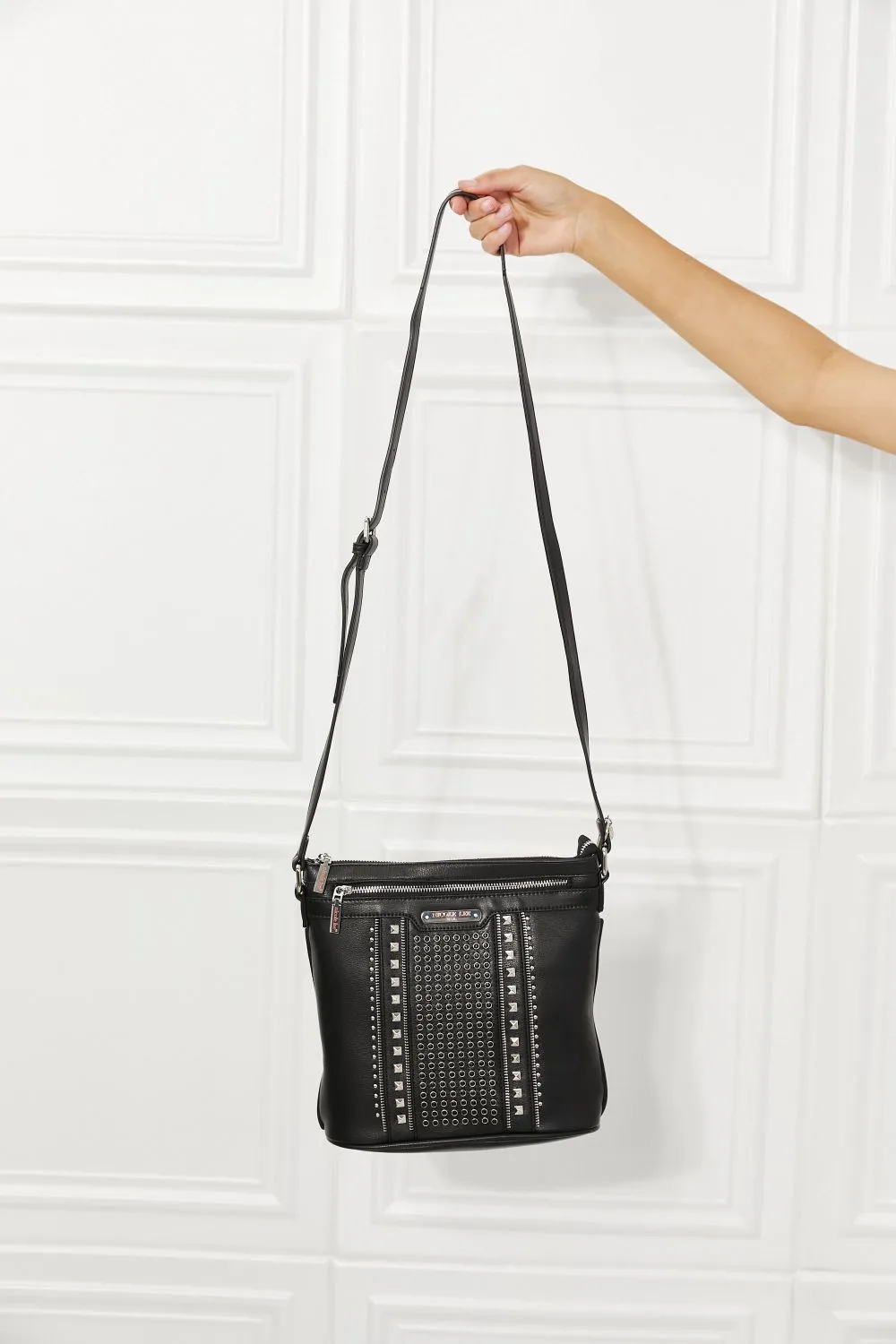 LOVE HANDBAG