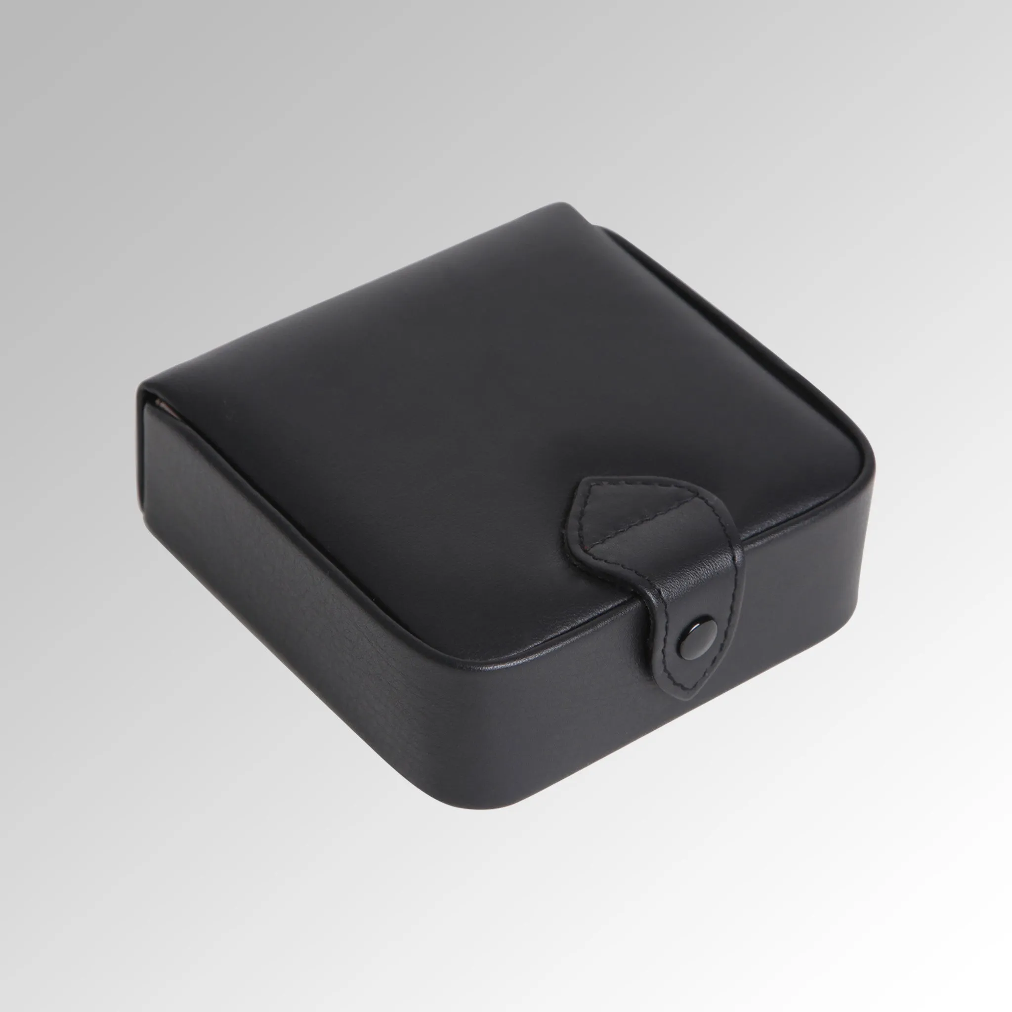 MANS LARGE STUD BOX