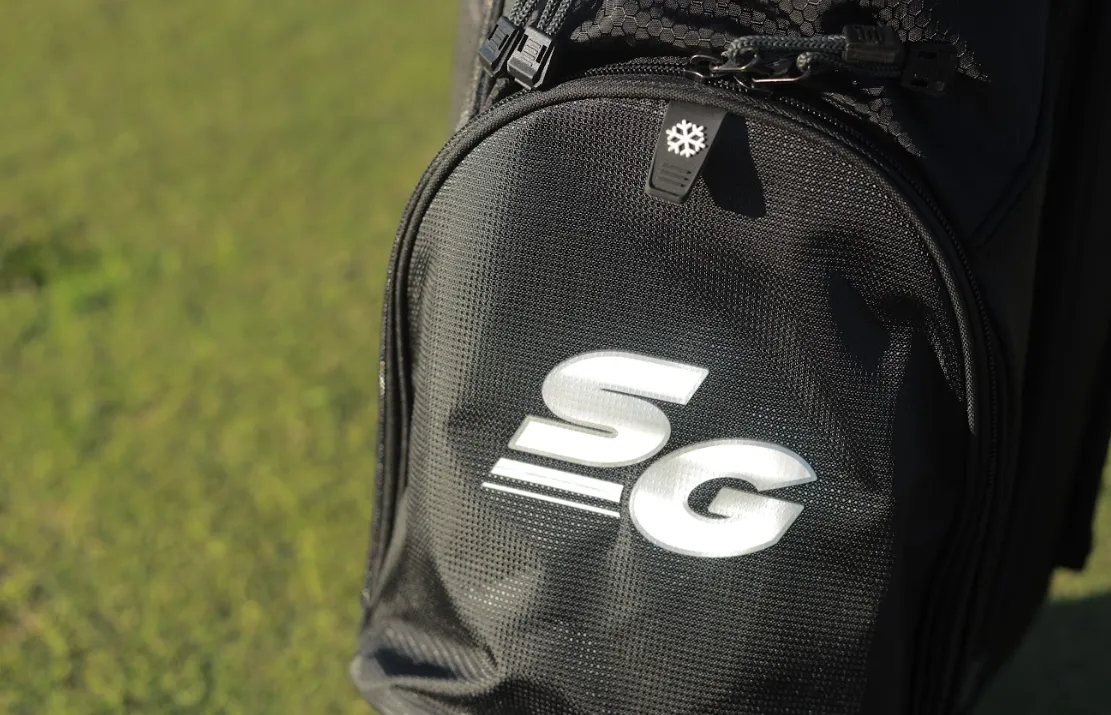 Stinger Lightweight Golf Bag - Black/Grey