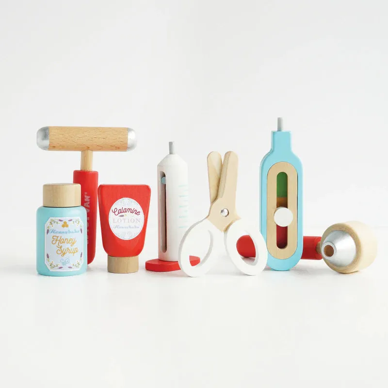Wooden Doctor's Set with Bag